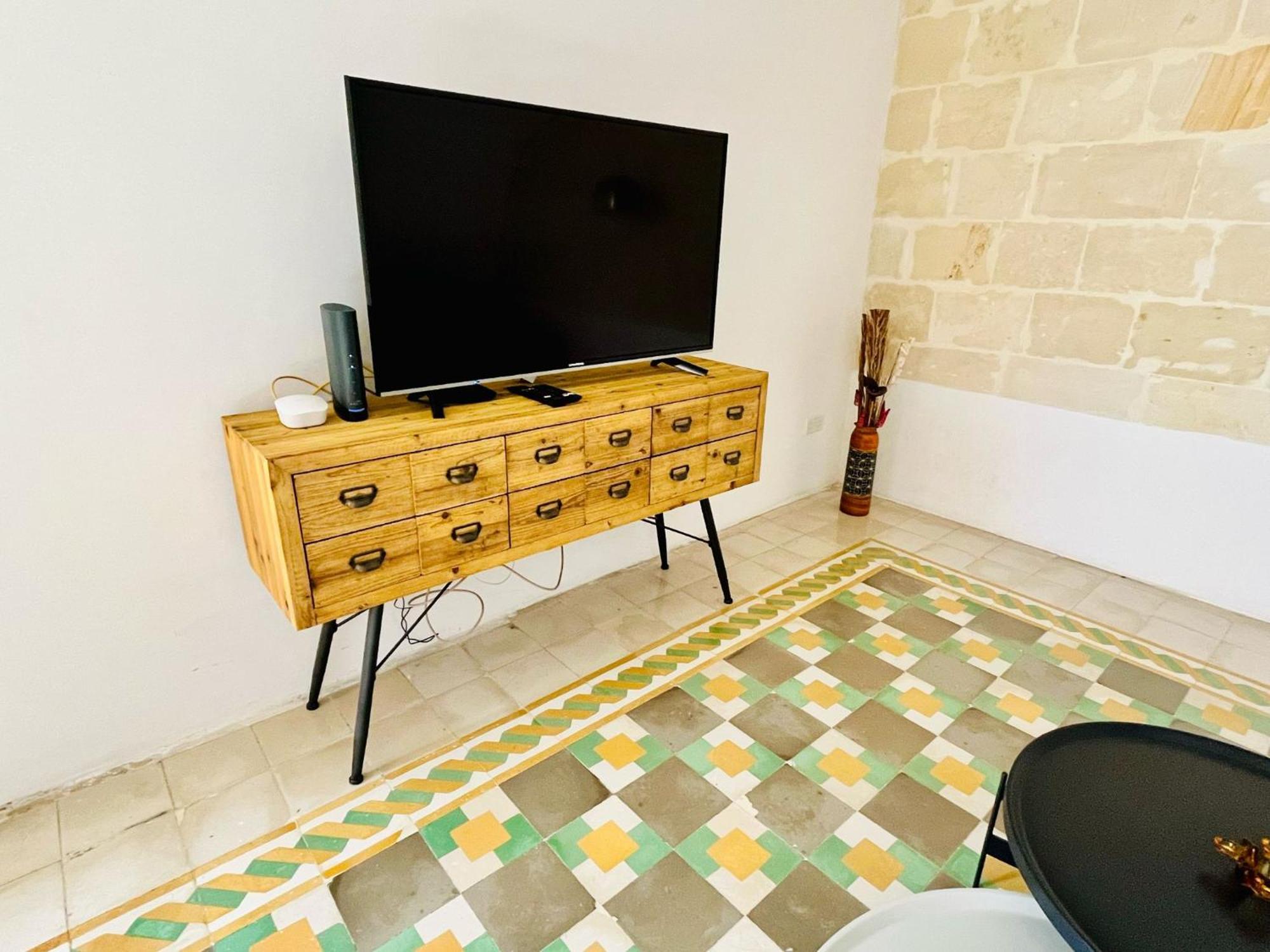 Cozy Charming Apartment In Old Bakery Street Valletta Zewnętrze zdjęcie